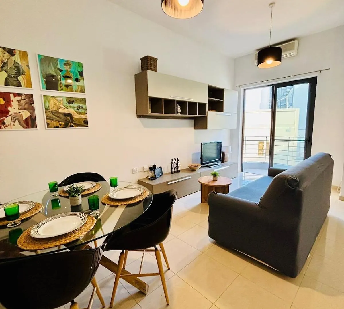 Sea Side Beautiful One Bedroom Apartment Saint Julian's