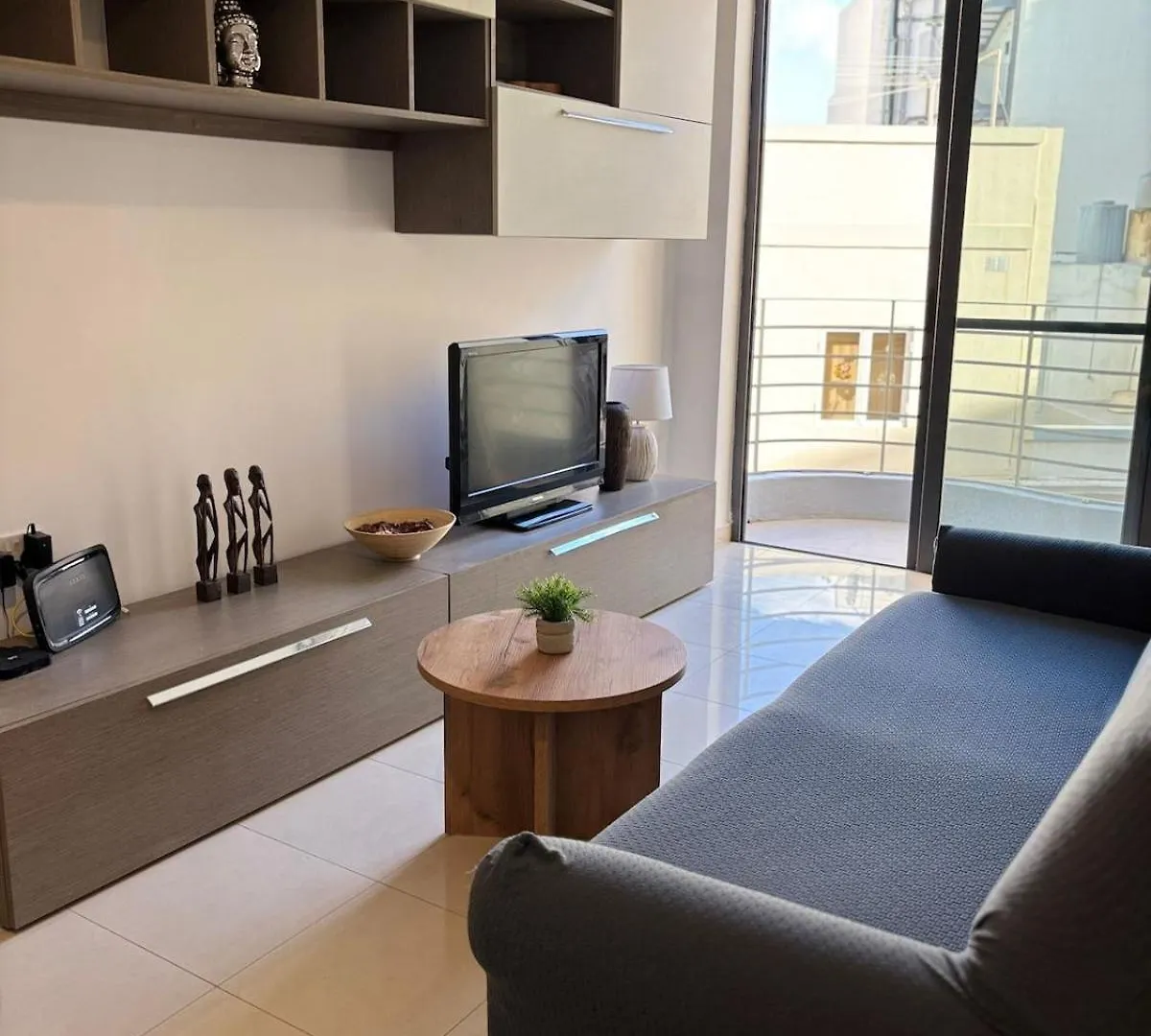Sea Side Beautiful One Bedroom Apartment Saint Julian's